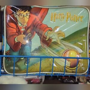VINTAGE 2001 HARRY POTTER QUIDDITCH SOFT LUNCH BOX W/ THERMOS COOLER